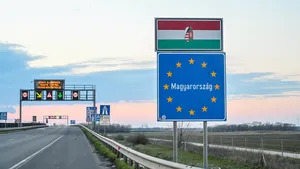 Hongarije pakt hardrijders aan met innovatieve weg die muziek speelt bij de juiste snelheid