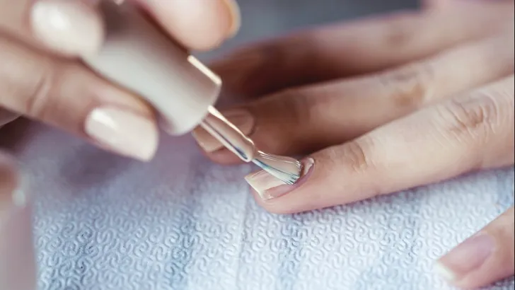 Beautytrend: rozenkwarts-nagels