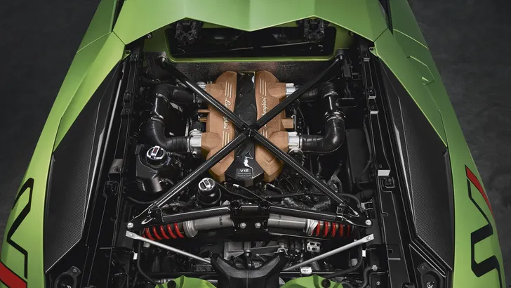Opvolger Lamborghini Aventador krijgt volledig nieuwe V12