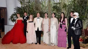 Haute couture op het Rose Ball