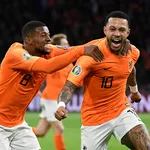 Column Edwin Struis NR4320 Memphis Depay