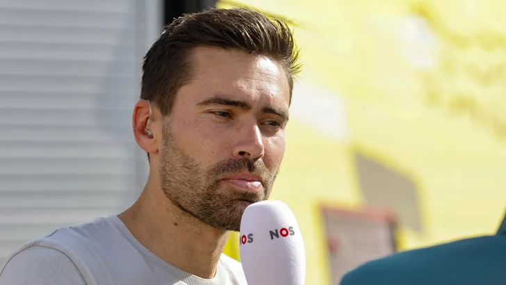 tom dumoulin met microfoon nos