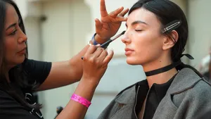 Wanneer is make-up over de datum? Alles over de houdbaarheid van je make-up