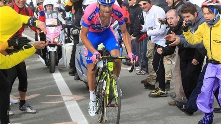 Scarponi start na Giro ook in Tour