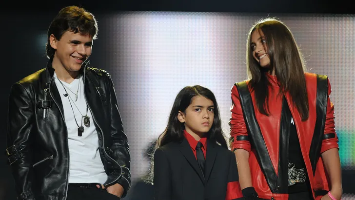 Zo ziet Michael Jacksons jongste zoon er nu uit