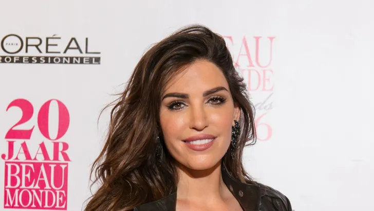 Yolanthe straalt in het Amstel