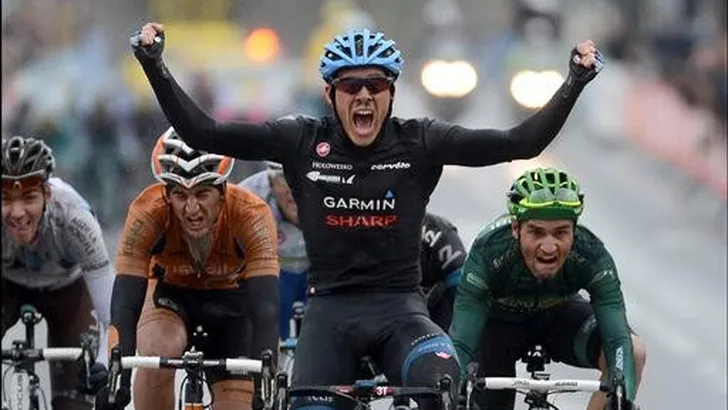 Talansky wint regenachtige rit in Parijs-Nice