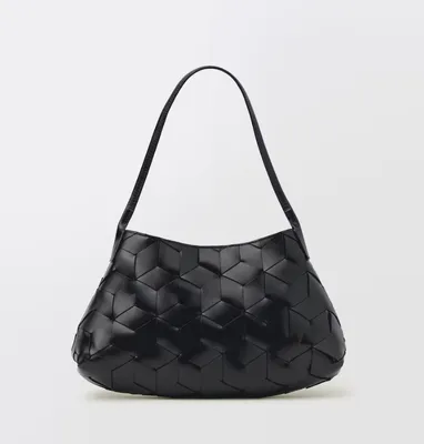 Mango – Gevlochten leren schoudertas: € 159,99