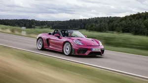 Benzineversie Porsche 718 blijft bestaan