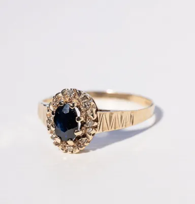 Vintage Sapphire & Diamond Cluster Ring