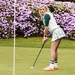 Beau Monde wint Golfpersprijs 2024 - Foto van Miss Montreal op de green.