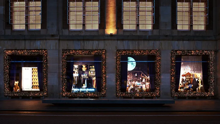 Bij dit Nederlandse warenhuis regel je je personal kerstshopper