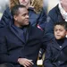 Shane Kluivert showt té schattige dansmoves