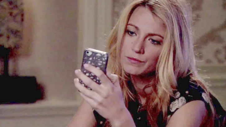 Gossip Girl screenshot Serena telefoon