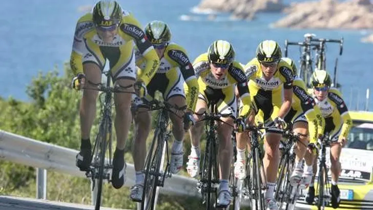 Tinkoff opent met winst in Lombardische Week