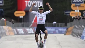 ayuso wint koninginnenrit tirreno