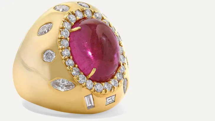De bombé cocktail ring maakt comeback 