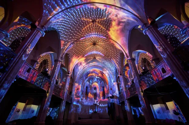 De 360° licht- en muziekshow Enlightenment komt naar Amsterdam 