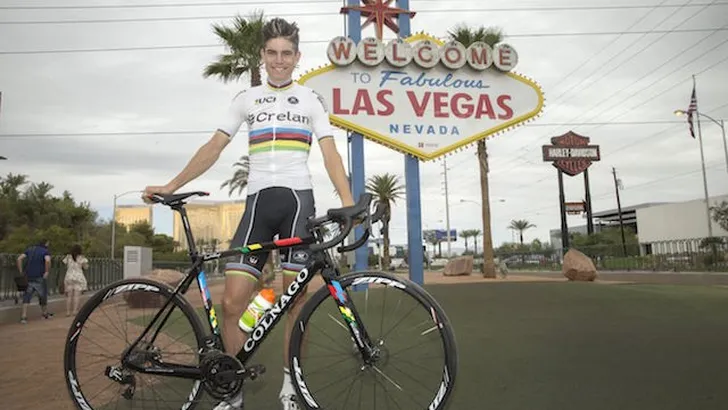 Van Aert had amper last van zijn teen tijdens zegetocht