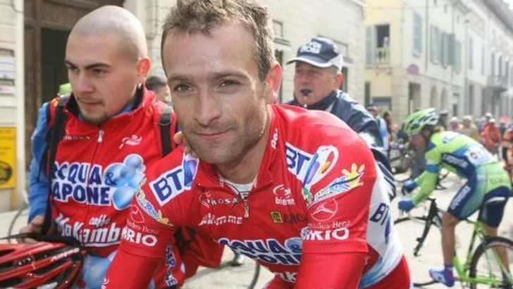 Michele Scarponi wellicht 18 maanden geschorst