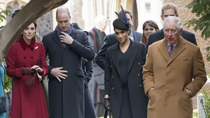 Kate, William, Meghan en Charles