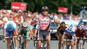 Greg van Avermaet wint Rund um die Hainleite