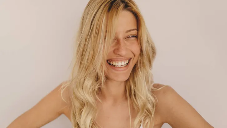 Portrait of a smiling woman