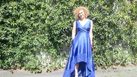 Modevlogger Anita: zo draag je een galajurk (en waarom blote armen daarbij een must zijn)