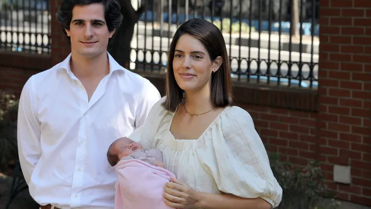 The Heir To The Duchy Of Alba And Wife Present Their Daughter - Madrid