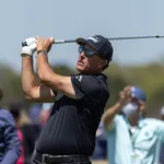 Mickelson houdt vol
