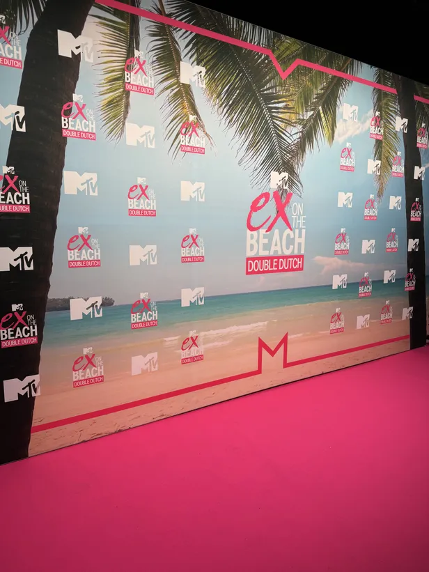 De roze loper op de persdag van Ex on the Beach: Double Dutch 