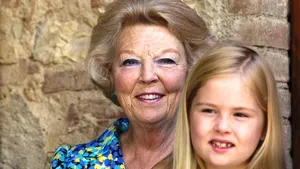 Leuk: prinses Beatrix op vakantie met de kleinkinderen