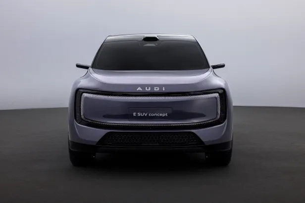 AUDI E SUV concept, Static studio shot, exterior, frontal view