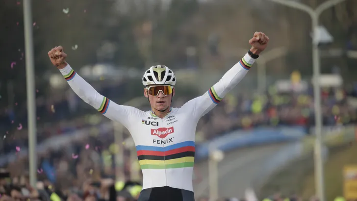 Adrie van der Poel: 'Ga er vanuit dat Mathieu meteen meedoet voor overwinning'