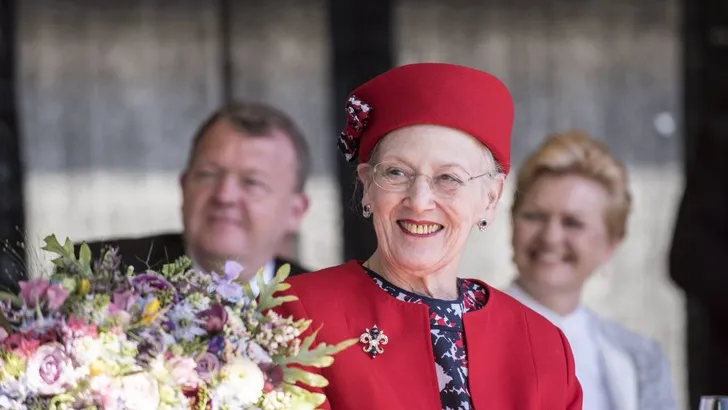 Heeft koningin Margrethe een nieuwe stylist?
