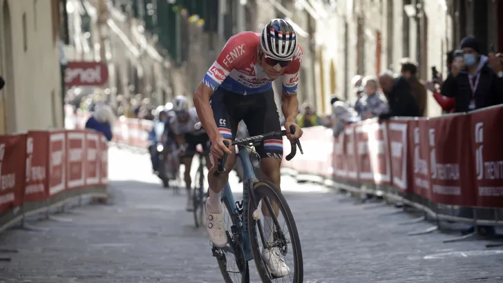 Dit zijn de indrukwekkende cijfers van Mathieu van der Poel in Strade Bianche