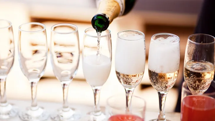Goed nieuws: later dit jaar dalen de champagneprijzen