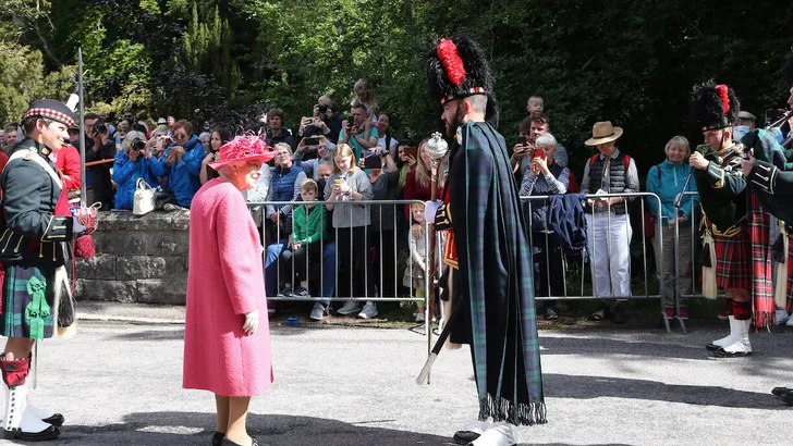 The Queen Receive an Official Welcome to Balmoral Castle