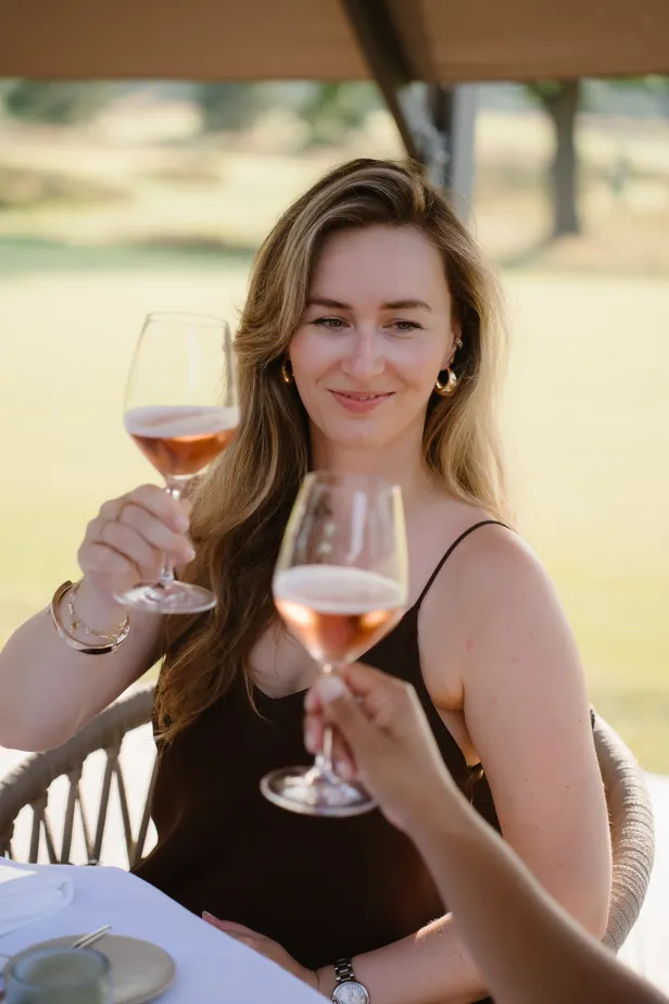 Ook tijdens het diner mochten we blijven genieten van de (alcoholvrije) rosé van Bernardus 
