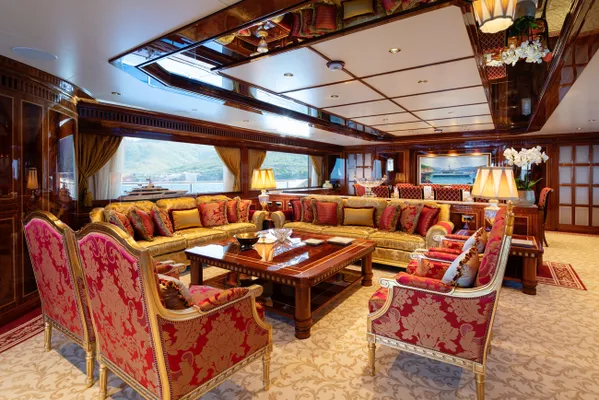 visite interieur yacht de luxe