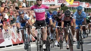 ENECO TOUR: Mark Cavendish wint de 2e etappe