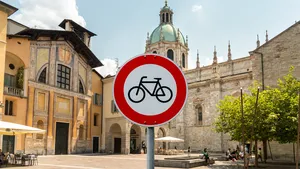 Deze Italiaanse stad verbiedt straks fietsen in het centrum, nadat de burgemeester zelf werd aangereden