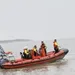 KNMR Vlieland redt man die ochtendduik nam zonder zwembroek