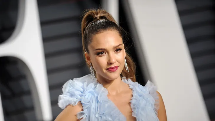 Jessica Alba stopte met eten om mannen tegen te houden