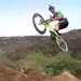 Stunts op een racefiets waren nog nooit zo spectaculair (VIDEO)