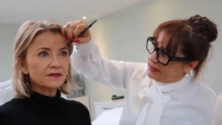 Dankzij deze wenkbrauwtips lijk je jaren jonger