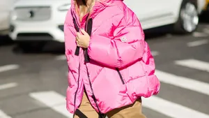 Vrouw met stijlvolle look.