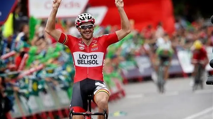 Hansen pakt de zege mee in de Vuelta