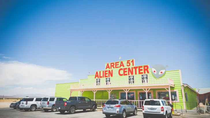 Stadje nabij Area 51 waarschuwt mensen weg te blijven