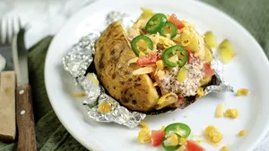 gepofte aardappel tonijn
